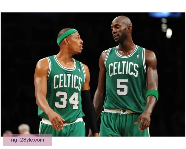 加内特：坎宁安与杰伦布朗应入一阵